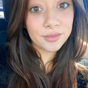 Meet your Posher, Caroline